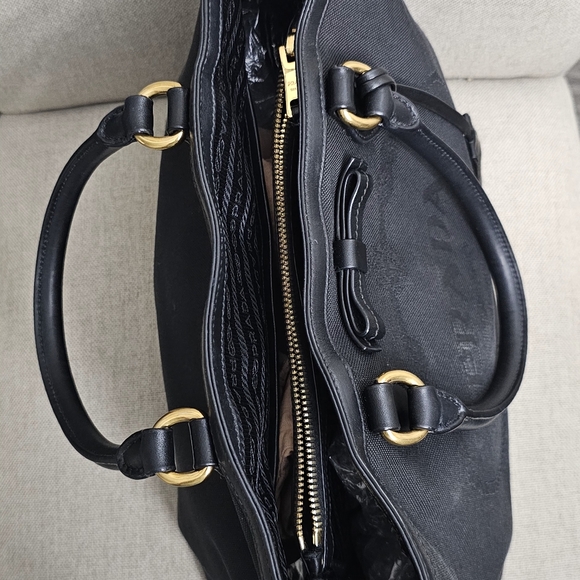 Prada handbag - Picture 4 of 12